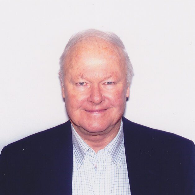 Headshot of William Travers aspect ratio 1-1