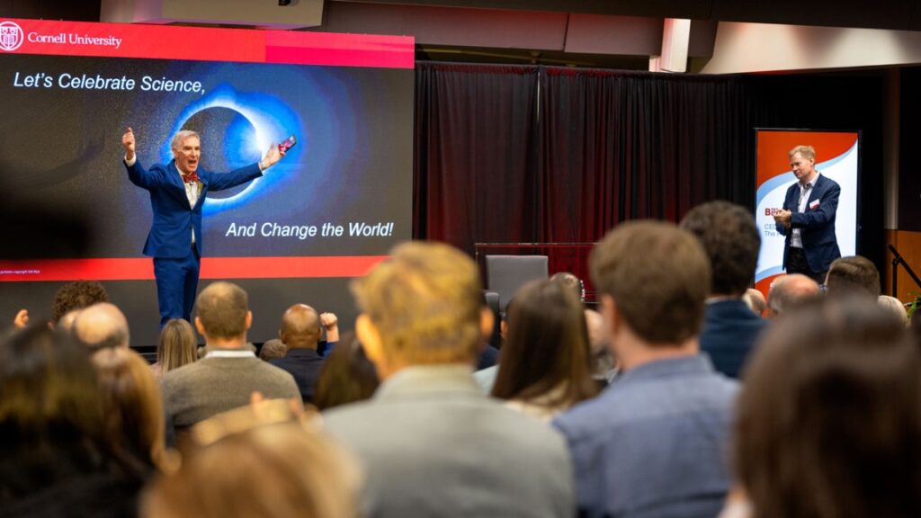 Bill Nye presents to group