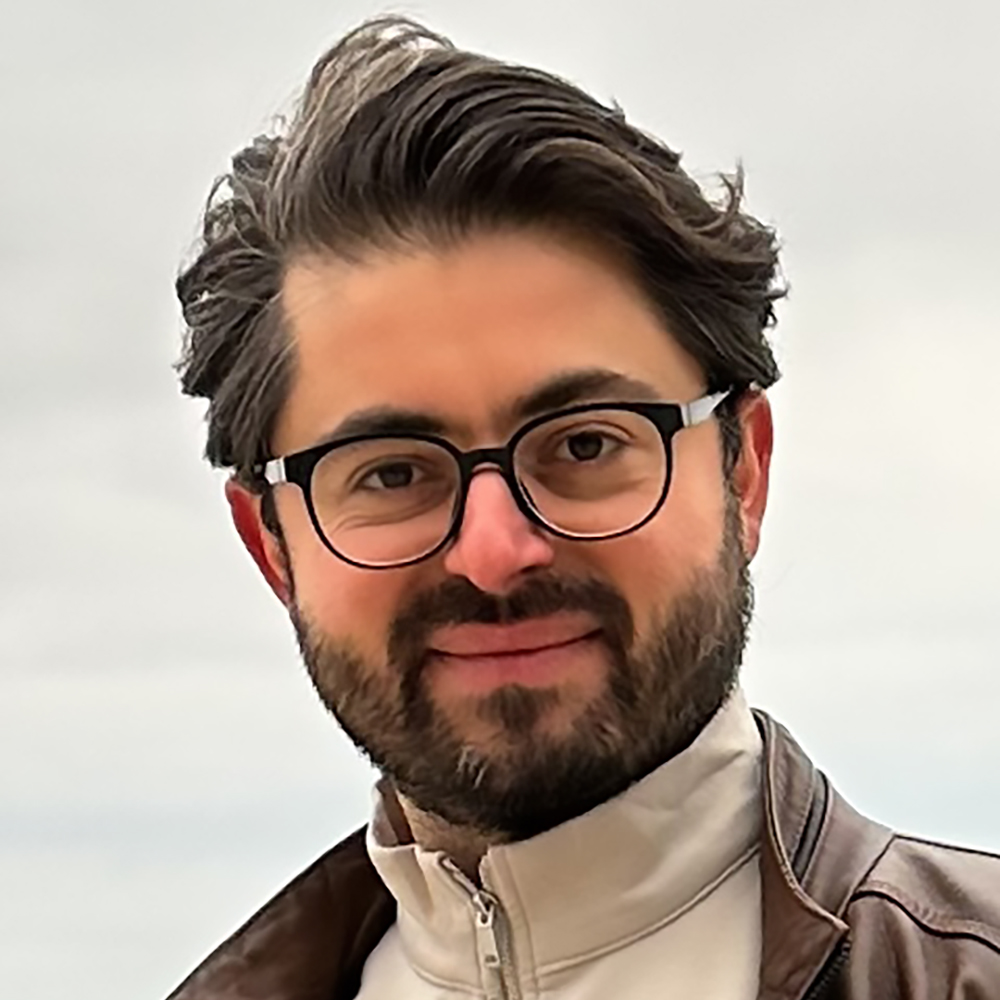 Ramis Movassagh '04, engineering physics