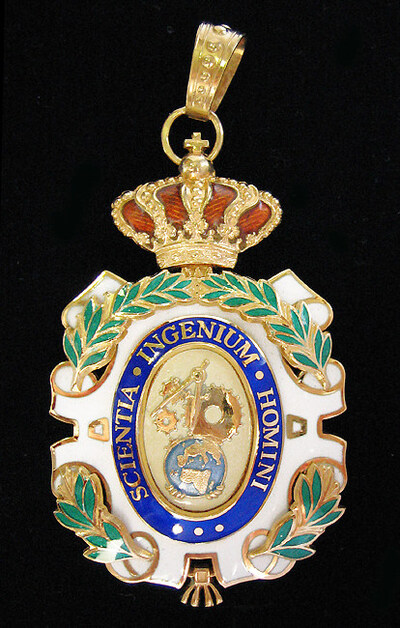Medal given to members of Spain's Royal Academy of Engineering.